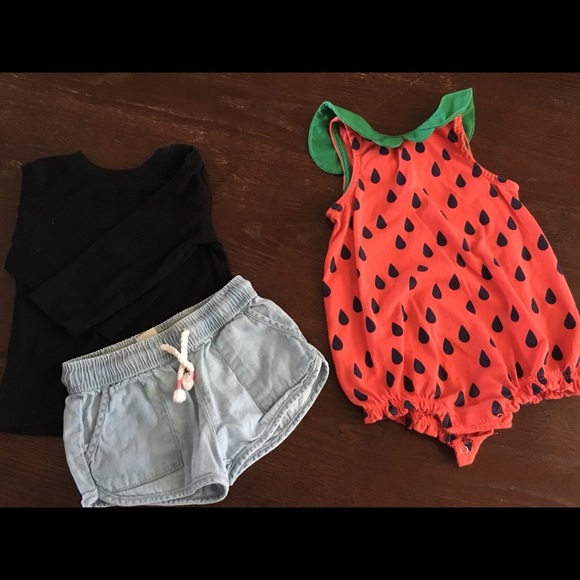 Infant Girl Bundle: Pajamas and Play Clothes - Picture 4 of 4